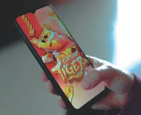 Imagem ilustrativa da imagem Compulsão por jogos: “Me transformei em outra pessoa”, diz gerente de loja