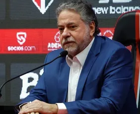 Imagem ilustrativa da imagem Conselho aprova impeachment e afasta Julio Casares da presidência do São Paulo