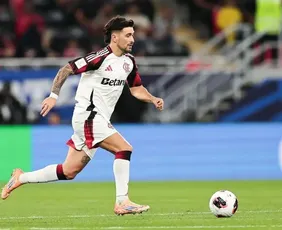 Imagem ilustrativa da imagem Copa Intercontinental: Fla enfrenta Pyramids em busca de vaga na final