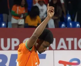 Imagem ilustrativa da imagem Costa do Marfim vence Burkina Faso e avança na Copa Africana de Nações