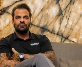 Imagem ilustrativa da imagem Cunhado de Vorcaro é preso tentando embarcar para Dubai em jatinho