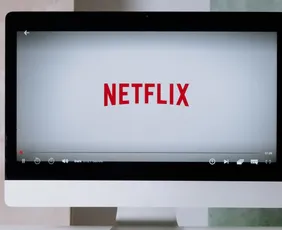 Imagem ilustrativa da imagem Dez grandes franquias que a Netflix 'ganha' na compra da Warner Bros.