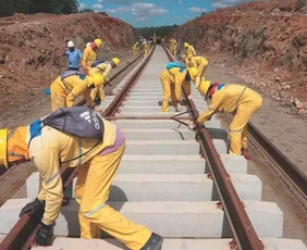 Imagem ilustrativa da imagem Empresas querem construir ferrovia ligando o litoral do ES ao Peru