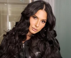 Imagem ilustrativa da imagem Equipe de Ana Castela avalia ação judicial após falas de influenciadoras