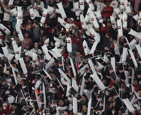 Imagem ilustrativa da imagem Escândalo envolvendo dirigentes eleva pressão sob presidente do São Paulo