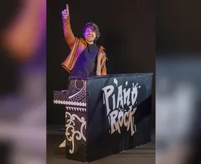 Imagem ilustrativa da imagem Espetáculo com hits do rock ao piano