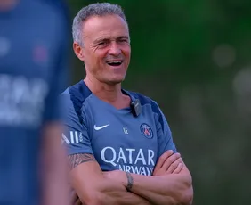 Imagem ilustrativa da imagem Estilo do Flamengo preocupa técnico do PSG