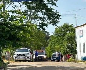 Imagem ilustrativa da imagem Falsos policiais invadem casas e matam dois jovens a tiros em Pedro Canário
