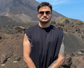 Imagem ilustrativa da imagem Felipe Neto expõe sofrimento com transtornos mentais