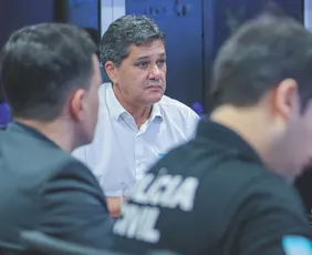 Imagem ilustrativa da imagem Ferraço: Estamos equipando as forças de segurança com armamento de primeira linha