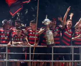 Imagem ilustrativa da imagem Festa do Flamengo tem desfile em trio elétrico e deve atrair 500 mil torcedores