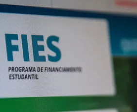 Imagem ilustrativa da imagem Fies 2025: Inep convoca lista de espera de vagas remanescentes