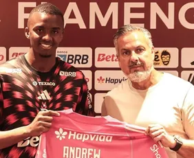 Imagem ilustrativa da imagem Goleiro Andrew é apresentado e diz que "realiza sonho" ao chegar ao Flamengo