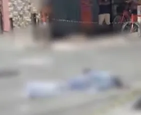 Imagem ilustrativa da imagem Homem é agredido por população e preso suspeito de matar mulher em Vila Velha