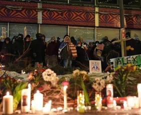 Imagem ilustrativa da imagem Homem morto em Minneapolis era americano e trabalhava como enfermeiro de UTI