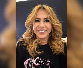 Imagem ilustrativa da imagem Joelma conta que pegou covid pela décima vez: 'Mais uma chance de vida'