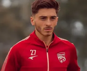 Imagem ilustrativa da imagem Jogador que se assumiu homossexual acusa ex-clube de homofobia