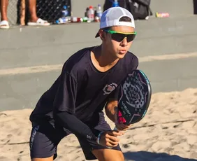 Imagem ilustrativa da imagem Joia estreia em desafio nacional de beach tennis