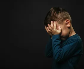 Imagem ilustrativa da imagem Justiça condena casal que desistiu de adoção e abandonou criança em fórum no PR