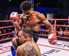 Imagem ilustrativa da imagem Kickboxing: após nocaute, capixaba mira cinturão internacional na Serra