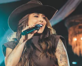 Imagem ilustrativa da imagem Lauana Prado e estrelas da música sertaneja no fim de semana em Guarapari