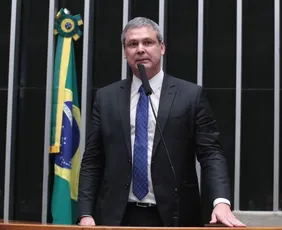 Imagem ilustrativa da imagem Líder do PT diz que Motta 'está perdendo as condições' de presidir a Câmara