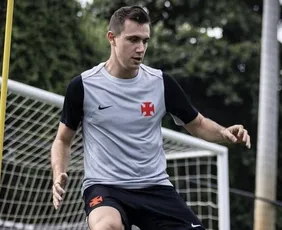 Imagem ilustrativa da imagem Lucas Piton avança na recuperação e está próximo de voltar aos treinos