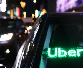 Imagem ilustrativa da imagem MPT-SP aciona Uber na Justiça por falta de banheiro, água e área de descanso