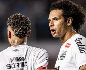 Imagem ilustrativa da imagem Matematicamente, 10 times ainda correm risco de rebaixamento no Brasileirão