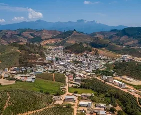 Imagem ilustrativa da imagem Menina de 6 anos morre afogada em piscina durante confraternização no ES