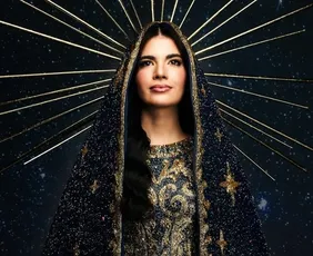 Imagem ilustrativa da imagem Miss Universo 2025: brasileira homenageia Nossa Senhora Aparecida em desfile