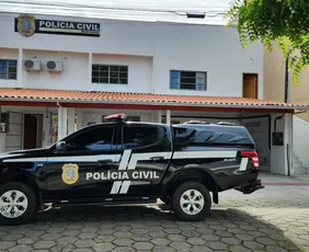 Imagem ilustrativa da imagem Mulher é presa suspeita de matar companheiro com facada no coração em Montanha