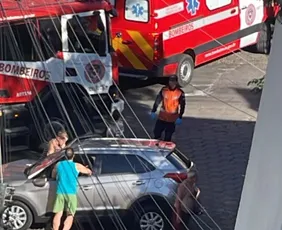 Imagem ilustrativa da imagem Mulher morre após carro colidir em poste no Noroeste do ES