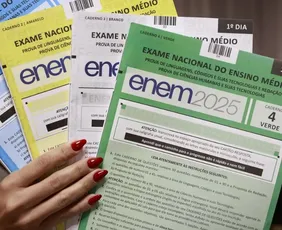 Imagem ilustrativa da imagem Notas do Enem 2025 já estão disponíveis no site