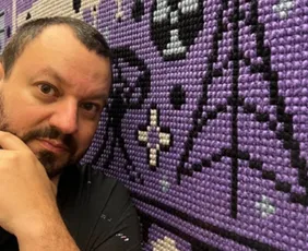 Imagem ilustrativa da imagem OÁ Galeria abre exposição “Escapismo”, de Laerte Ramos, com 50 obras inéditas