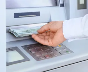 Imagem ilustrativa da imagem Operação da PF mira quadrilha que desviou R$ 4 milhões em fraudes bancárias no ES