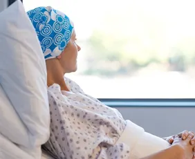 Imagem ilustrativa da imagem Pacientes com câncer de mama podem ter isenção do IR sobre aposentadoria; veja como