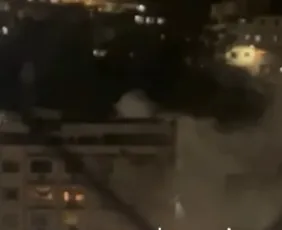 Imagem ilustrativa da imagem Prédio abandonado é atingido por incêndio no Parque Moscoso, em Vitória