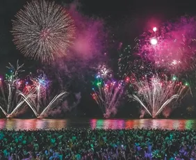 Imagem ilustrativa da imagem Prefeitura encerra inscrições para utilização de tendas na praia para o Réveillon