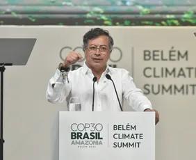 Imagem ilustrativa da imagem Presidente colombiano ataca ausência dos EUA e chama Trump de inimigo da humanidade