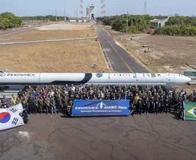 Imagem ilustrativa da imagem Problema técnico adia 1º lançamento orbital da história do Brasil