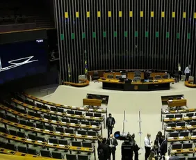 Imagem ilustrativa da imagem Projeto que classifica facções como terroristas entra na pauta da Câmara