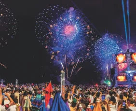 Imagem ilustrativa da imagem Réveillon em Vila Velha terá 14 minutos de fogos e DJs em toda a orla