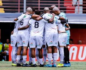 Imagem ilustrativa da imagem Rio Branco faz o segundo jogo pela Copa São Paulo diante do Vitória da Bahia