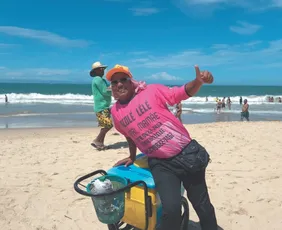 Imagem ilustrativa da imagem Sacoleiros e ambulantes que fazem sucesso no litoral capixaba