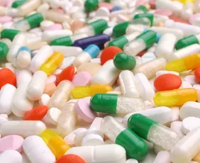 Imagem ilustrativa da imagem Seis adolescentes tomam remédio controlado e são socorridos em escola de São Paulo