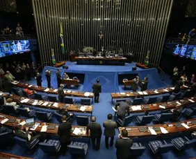 Imagem ilustrativa da imagem Senado aprova corte de benefícios fiscais e livra governo de cortar R$ 20 bi