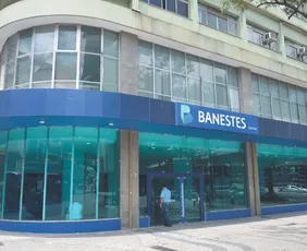 Imagem ilustrativa da imagem Servidores aposentados do Espírito Santo podem ter benefício suspenso