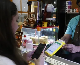 Imagem ilustrativa da imagem Setor de alimentação recebe positivamente as mudanças no vale-refeição