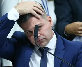 Imagem ilustrativa da imagem Silvinei Vasques levava carta na qual dizia não ver nem escutar ao ser preso